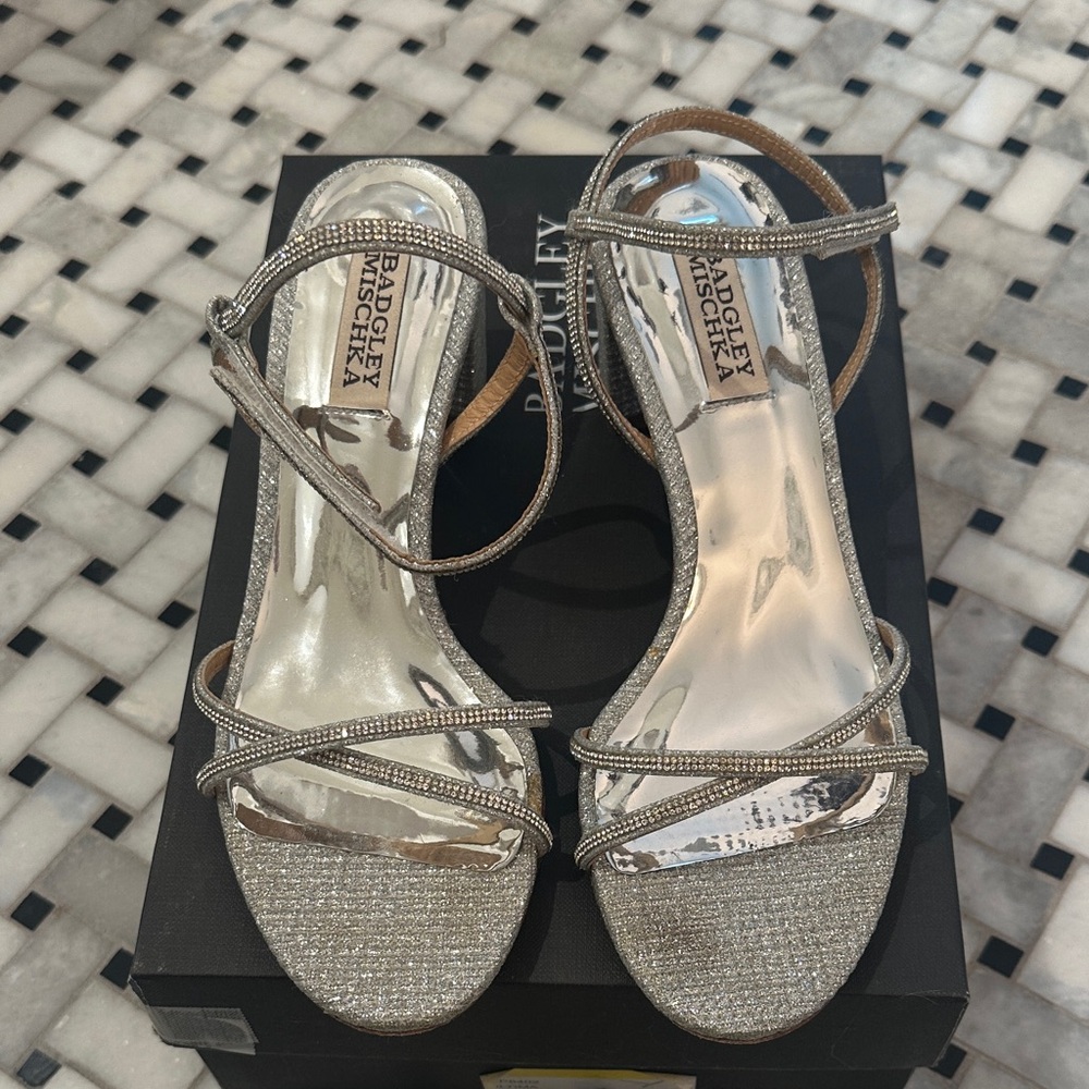 Badgley Mischka- Silver, Open Toed Sandal